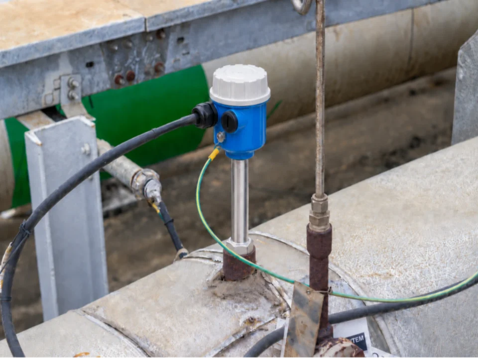 What-Is-an-RF-Admittance-Level-Switch-and-How-Does-It-Work-1